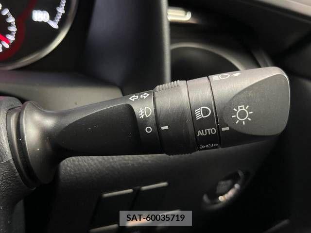 Toyota ALPHARD 2022-04 299545-10