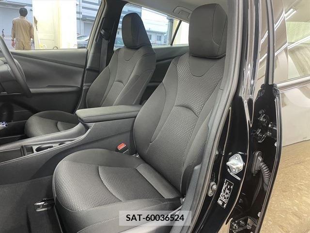 Toyota PRIUS 2019-03 283060-21