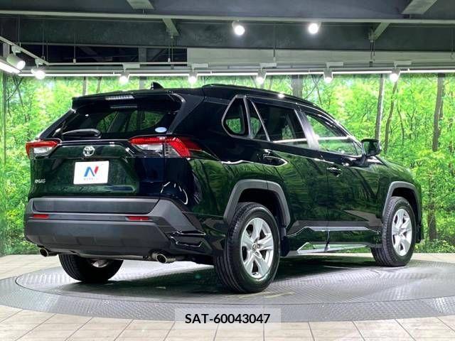 Toyota RAV4 2019-06 217686-17