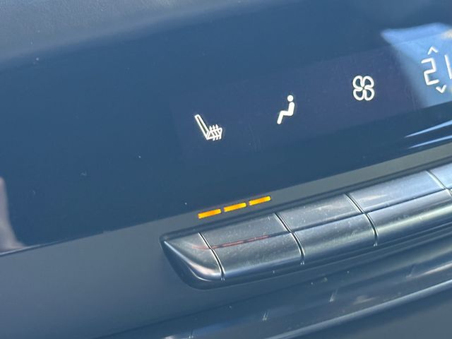 Cadillac ESCALADE 2022-12 9480-8