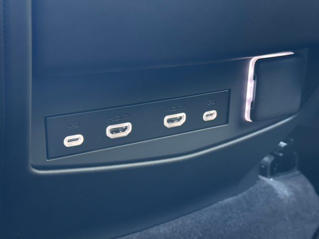 Cadillac ESCALADE 2022-12 9480-6