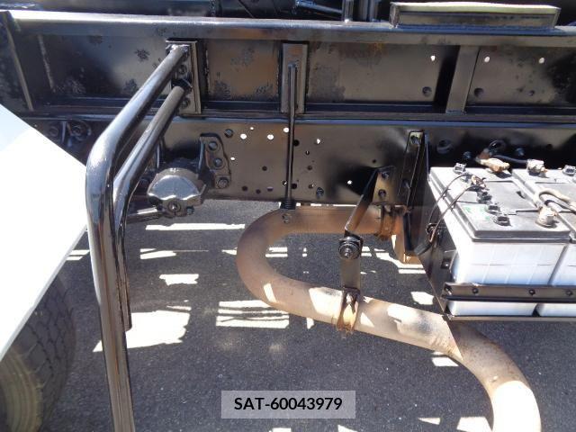 Isuzu FORWARD 2004-01 360520-20