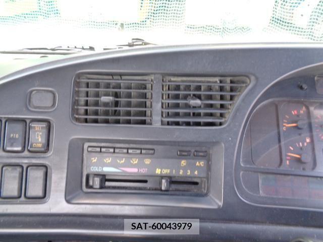 Isuzu FORWARD 2004-01 360520-29