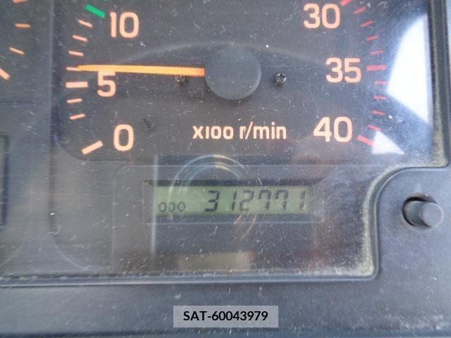 Isuzu FORWARD 2004-01 360520-27