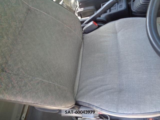 Isuzu FORWARD 2004-01 360520-23