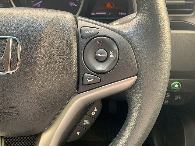Honda FIT HYBRID 2018-05 192442-11