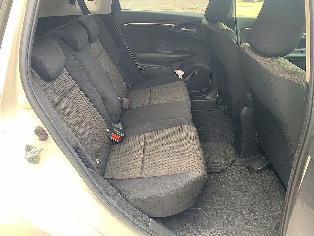 Honda FIT HYBRID 2018-05 192442-3