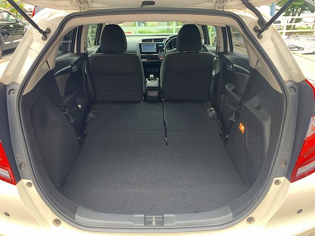 Honda FIT HYBRID 2018-05 192442-21
