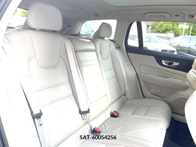 Volvo V60 2020-05 320669-12
