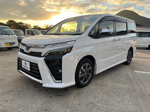 Toyota VOXY 2020-01 27476-7