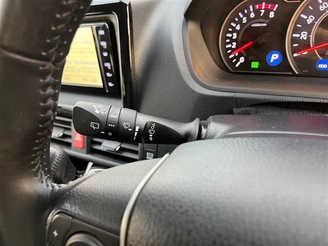 Toyota VOXY 2020-01 27476-19
