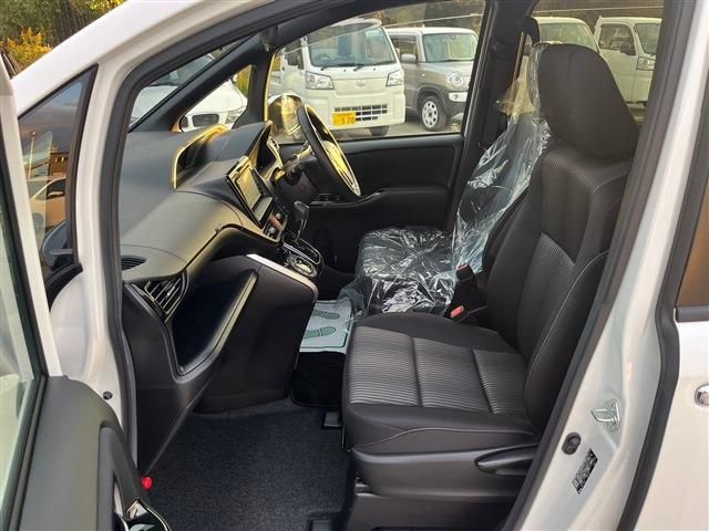 Toyota VOXY 2020-01 27476-2