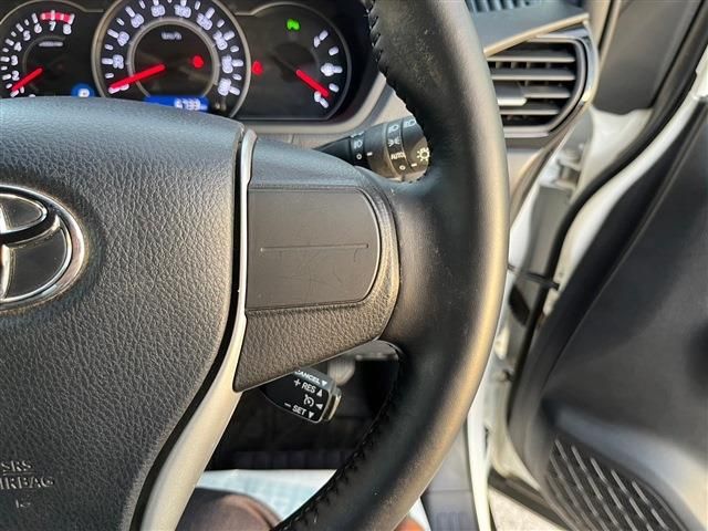 Toyota VOXY 2020-01 27476-18