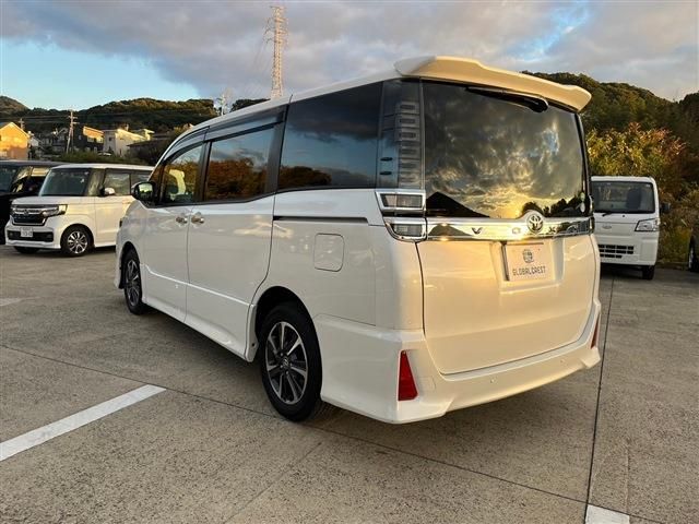 Toyota VOXY 2020-01 27476-8