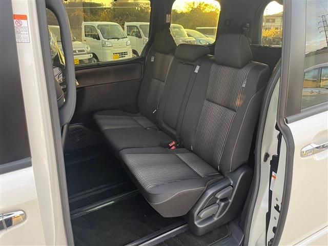 Toyota VOXY 2020-01 27476-3