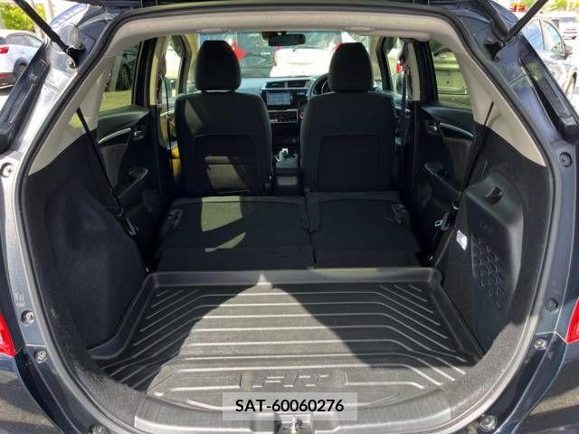 Honda FIT 2019-06 329096-10