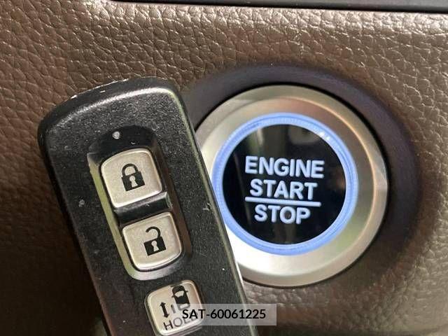 Honda N BOX 2022-04 278670-7