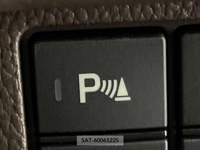 Honda N BOX 2022-04 278670-6