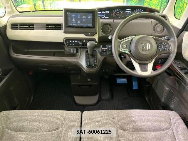 Honda N BOX 2022-04 278670-1