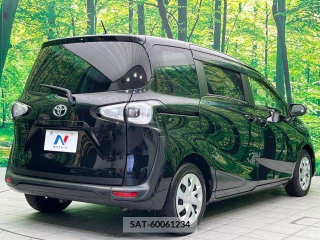 Toyota SIENTA 2016-04 216952-18