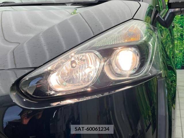 Toyota SIENTA 2016-04 216952-13