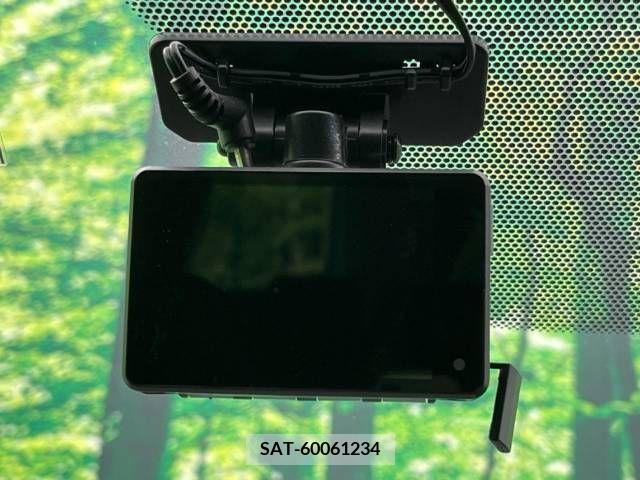 Toyota SIENTA 2016-04 216952-6