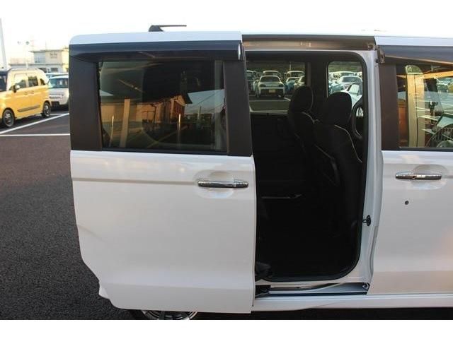 Honda N BOX 2021-06 13181-8