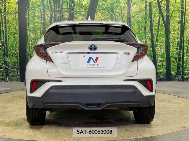 Toyota C-HR 2017-05 264127-16