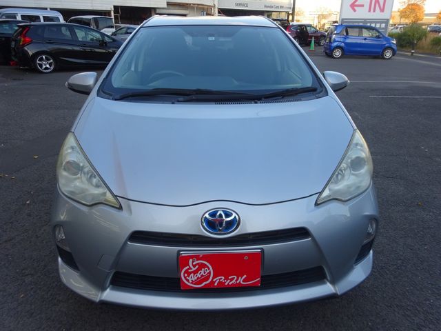 Toyota AQUA 2012-12 193955-3