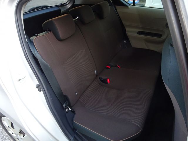 Toyota AQUA 2012-12 193955-9