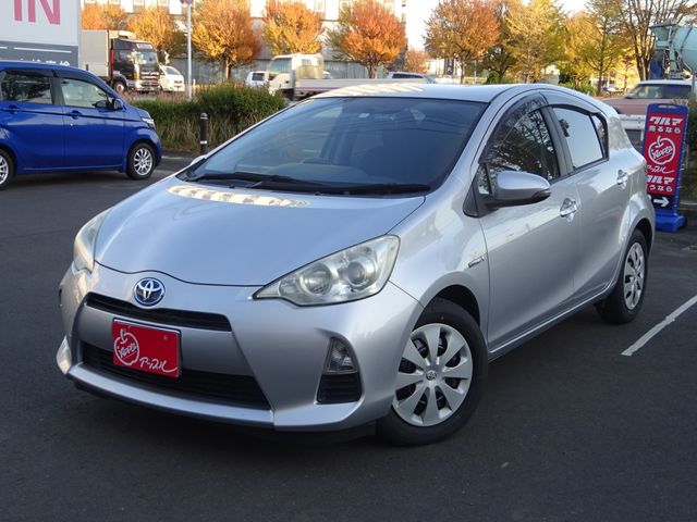 Toyota AQUA 2012-12 193955-0