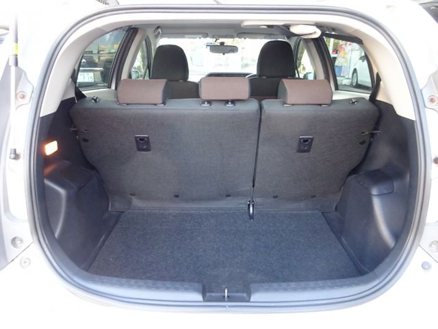 Toyota AQUA 2012-12 193955-11