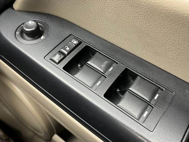 Jeep COMPASS 2014-02 27070-7