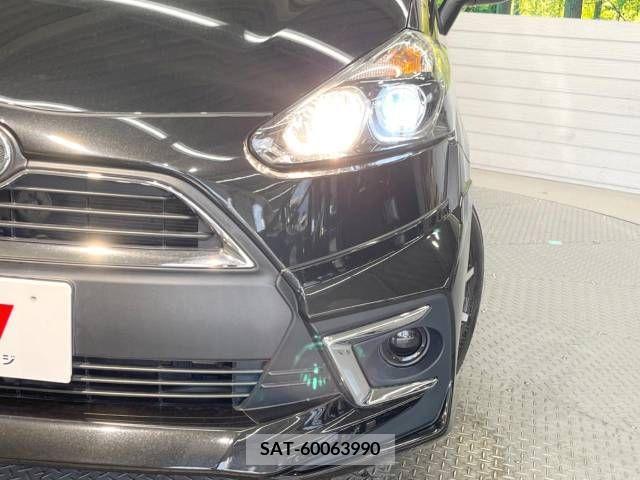Toyota SIENTA 2016-07 394048-13