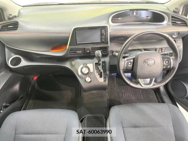 Toyota SIENTA 2016-07 394048-1