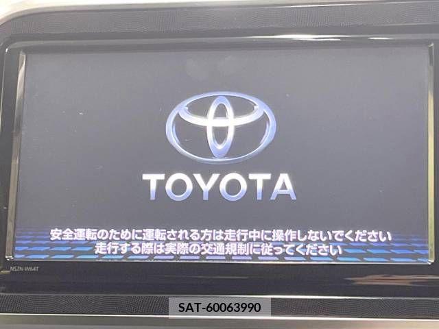 Toyota SIENTA 2016-07 394048-3