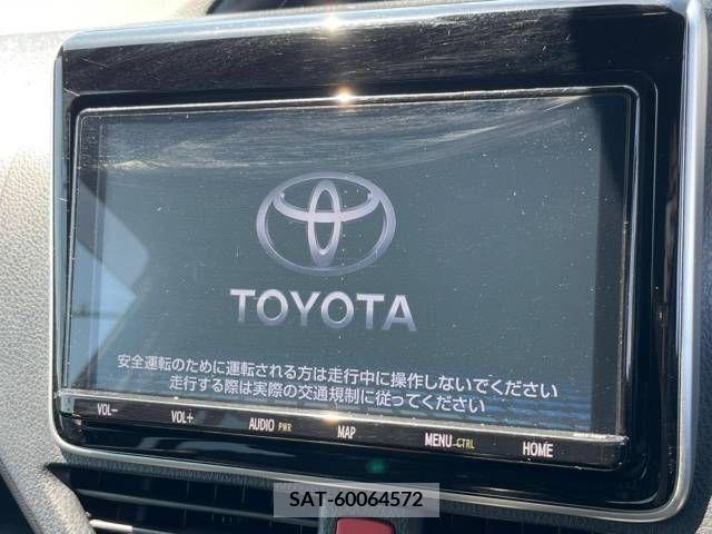 Toyota NOAH 2018-08 279461-2