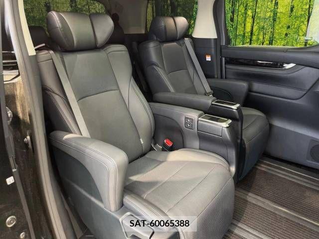 Toyota ALPHARD 2022-10 258843-8
