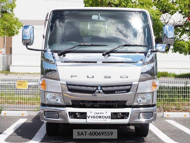 Mitsubishi CANTER 2016-02 263599-3