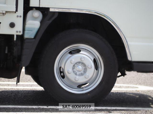 Mitsubishi CANTER 2016-02 263599-7