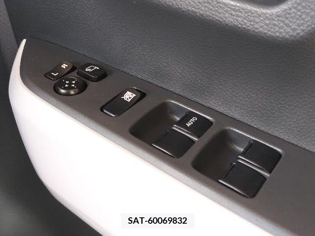 Mazda FLAIR CROSSOVER 2014-09 360343-15