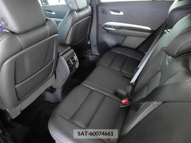 Cadillac XT4 2021-03 375763-10