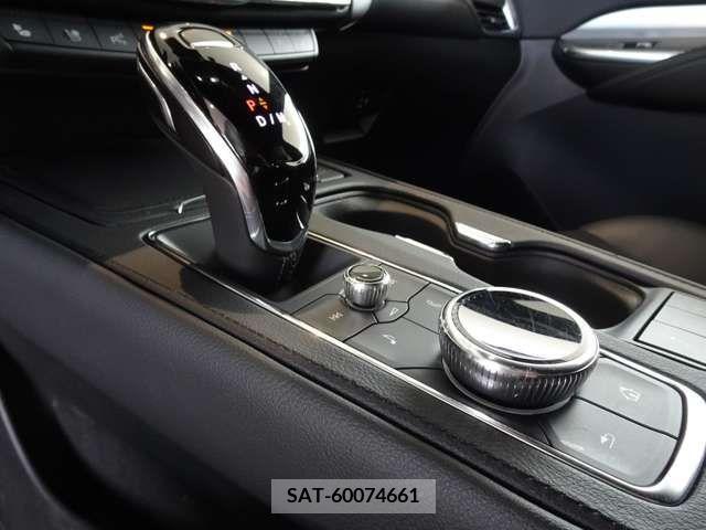 Cadillac XT4 2021-03 375763-8