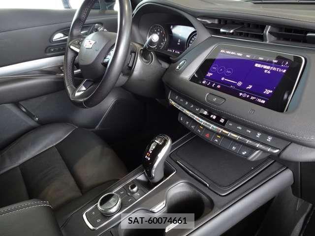 Cadillac XT4 2021-03 375763-13