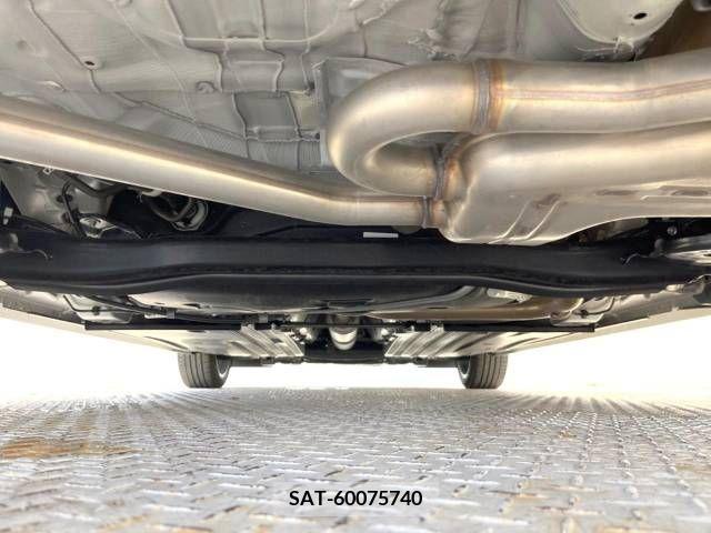 Suzuki SWIFT 2021-11 320825-18