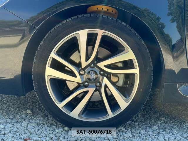 Subaru LEVORG 2015-12 377038-8