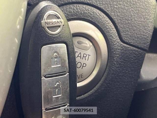 Nissan LATIO 2015-08 349972-4