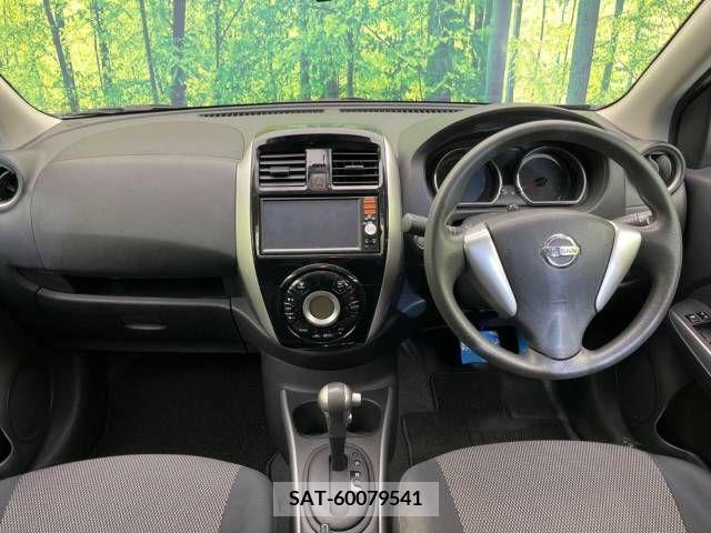 Nissan LATIO 2015-08 349972-1