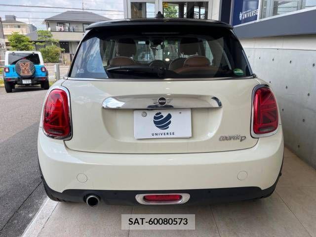 Bmw MINI 2019-08 392246-16