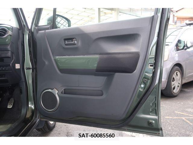 Suzuki HUSTLER 2015-03 340380-19